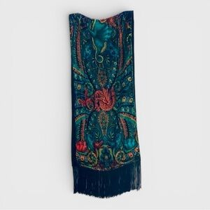 213 10/$50🏄🏻‍♀️ BabaBarok by Baba Studio Velvet Wrap Scarf with Fringe